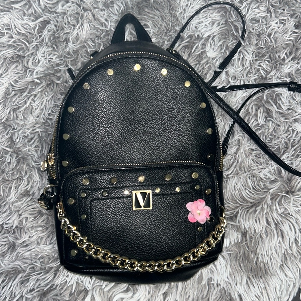 Cute Victorias Secret mini backpack ✨🌸